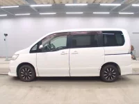 Nissan SERENA лот № 3062 оценка 3.5  с аукциона в Японии 3
