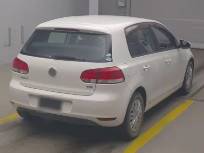 Volkswagen GOLF  с аукциона в Японии