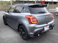 Suzuki SWIFT лот № 2543 оценка S  с аукциона в Японии 1