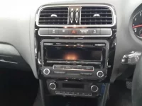 Volkswagen POLO лот № 38135 оценка 4.5  с аукциона в Японии 8