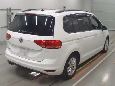 Volkswagen GOLF TOURAN