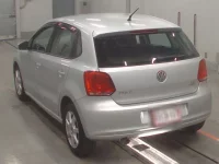 Volkswagen POLO лот № 38144 оценка 3.5  с аукциона в Японии 5