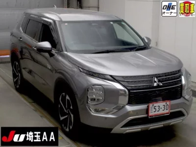 Mitsubishi OUTLANDER PHEV  с аукциона в Японии