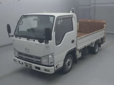 Mazda TITAN  с аукциона в Японии