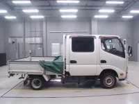 Toyota TOYOACE лот № 30177 оценка 4  с аукциона в Японии 2
