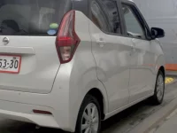 Nissan DAYZ лот № 3006 оценка 4.5  с аукциона в Японии 4