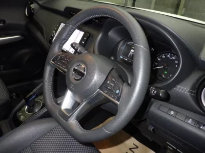 Nissan KIX  с аукциона в Японии