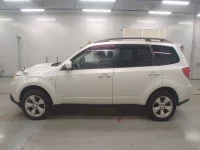 Subaru FORESTER лот № 30213 оценка 4  с аукциона в Японии 3