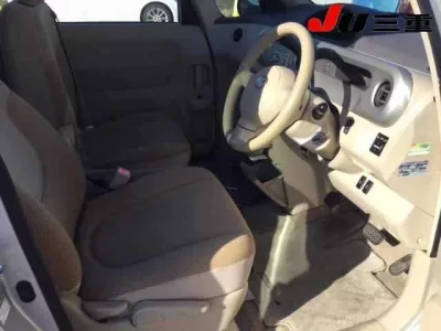 Toyota PORTE  с аукциона в Японии