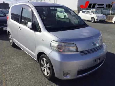 Toyota PORTE  с аукциона в Японии