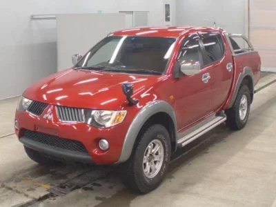 Mitsubishi TRITON