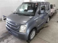 Suzuki WAGON R лот № 4045 оценка 3  с аукциона в Японии 4