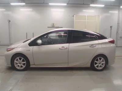 Toyota PRIUS PHV