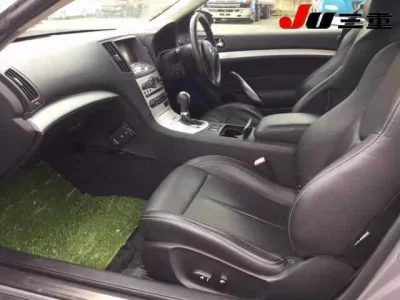 Nissan SKYLINE  с аукциона в Японии