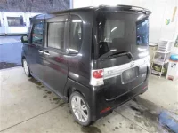 Daihatsu TANTO лот № 4053 оценка 3.5  с аукциона в Японии 1