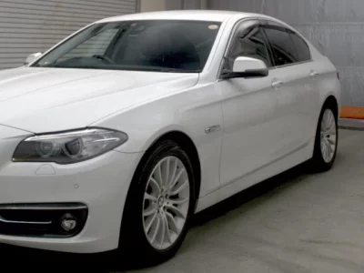BMW 5-Series  с аукциона в Японии