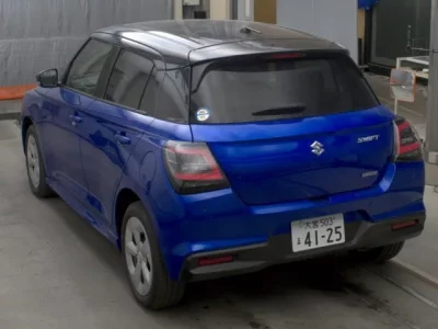 Suzuki SWIFT  с аукциона в Японии