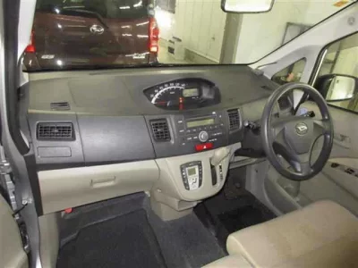 Daihatsu MOVE  с аукциона в Японии