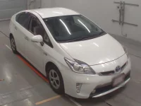 Toyota PRIUS PHV лот № 30237 оценка R  с аукциона в Японии 4