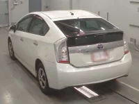 Toyota PRIUS PHV лот № 30237 оценка R  с аукциона в Японии 5
