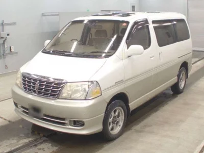 Toyota HIACE  с аукциона в Японии