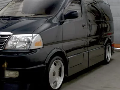Toyota HIACE  с аукциона в Японии