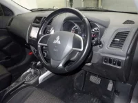 Mitsubishi RVR лот № 3057 оценка 4  с аукциона в Японии 2