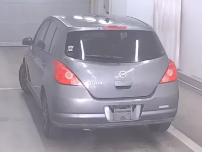 Nissan TIIDA  с аукциона в Японии