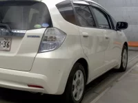 Honda FIT лот № 3085 оценка 3.5  с аукциона в Японии 4