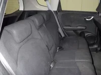 Honda FIT лот № 3085 оценка 3.5  с аукциона в Японии 7