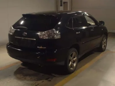 Toyota HARRIER  с аукциона в Японии
