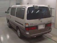 Toyota HIACE лот № 30281 оценка 3  с аукциона в Японии 5