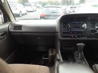 Toyota HIACE лот № 30281 оценка 3  с аукциона в Японии 8