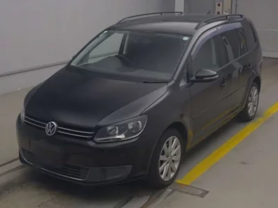 Volkswagen GOLF TOURAN