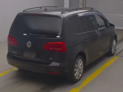 Volkswagen GOLF TOURAN