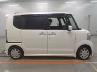 Honda N BOX PLUS лот № 276 оценка 4  с аукциона в Японии 2