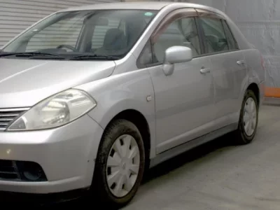 Nissan TIIDA LATIO