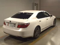Lexus LS лот № 10029 оценка RA  с аукциона в Японии 1