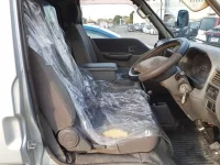 Mazda BONGO VAN лот № 30292 оценка 3.5  с аукциона в Японии 7