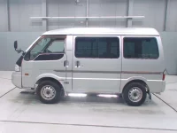 Mazda BONGO VAN лот № 30292 оценка 3.5  с аукциона в Японии 3