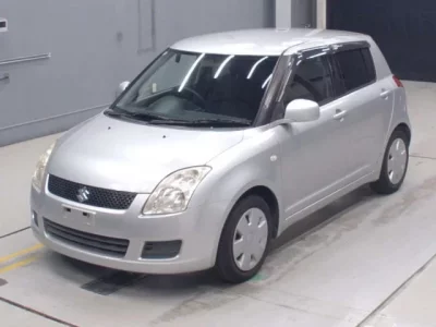 Suzuki SWIFT  с аукциона в Японии