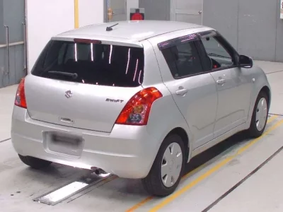 Suzuki SWIFT  с аукциона в Японии