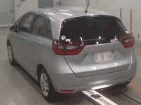 Honda FIT лот № 40145 оценка RA  с аукциона в Японии 5