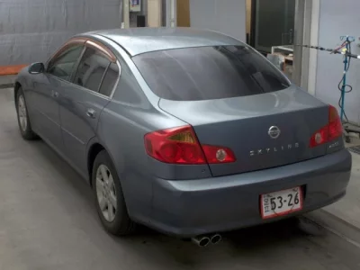 Nissan SKYLINE  с аукциона в Японии