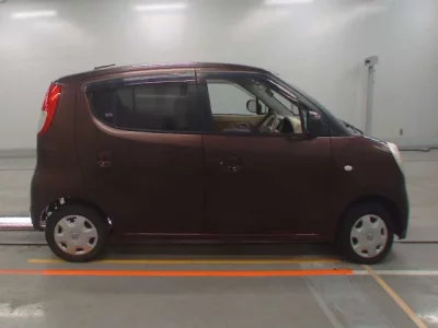 Nissan MOCO  с аукциона в Японии