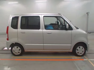 Suzuki WAGON R  с аукциона в Японии