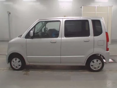 Suzuki WAGON R  с аукциона в Японии
