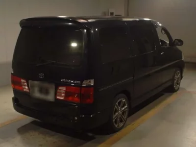 Toyota HIACE  с аукциона в Японии