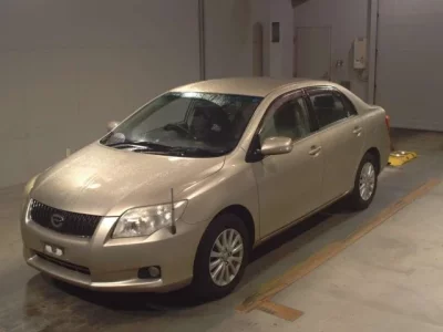Toyota COROLLA AXIO  с аукциона в Японии