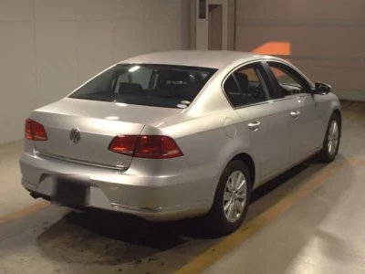 Volkswagen PASSAT  с аукциона в Японии